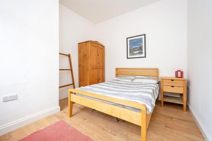 Bank House Apartments Stafford Town Centre 外观 照片
